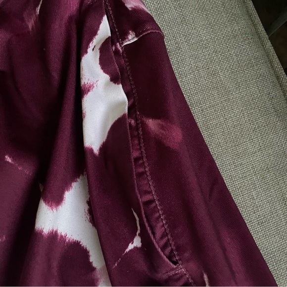 Nike Women’s Dri-Fit UV Victory Golf Skort Small S villain red Skirt w/ shorts - Picture 7 of 16